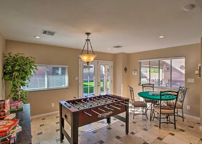 Vakantiehuis Group Getaway W/ Pool & Putting In Glendale Phoenix